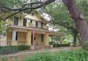 Image of Chestnut Square Historic Village