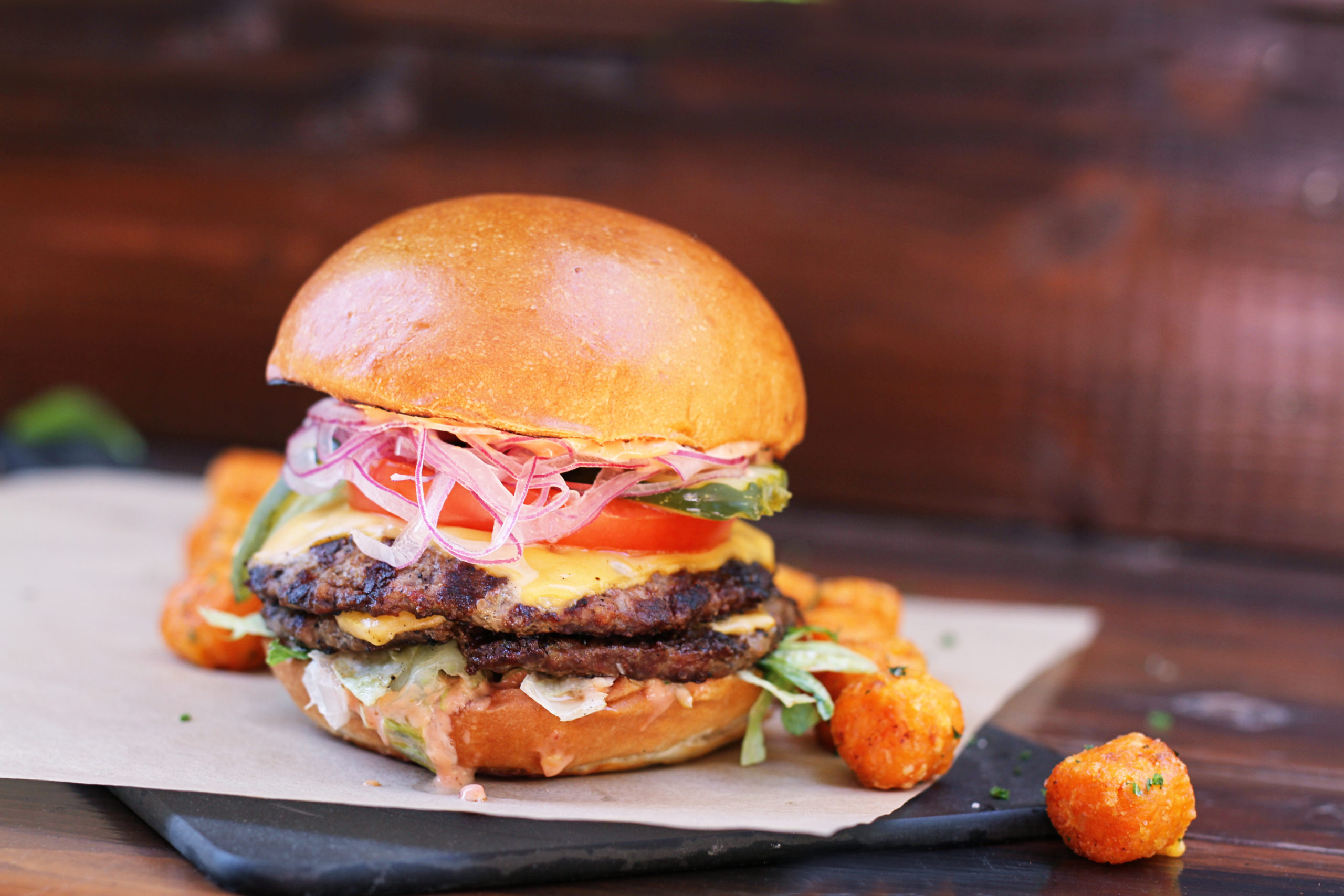 lazy-dog-restaurant-and-bar-visit-plano