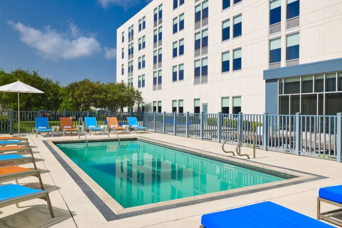 hotel pool