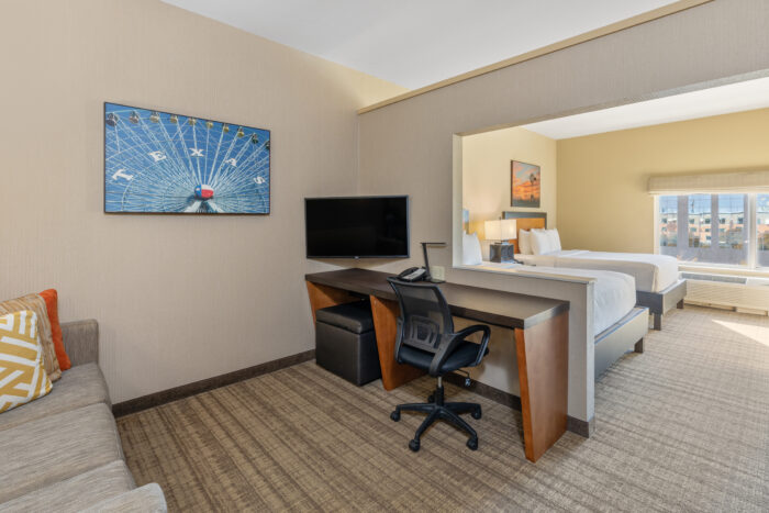 Cambria Hotel Plano - Frisco