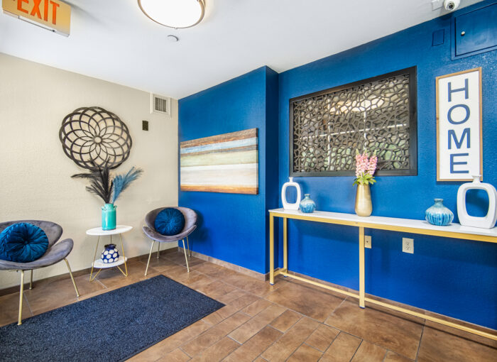 Sonesta Simply Suites entry