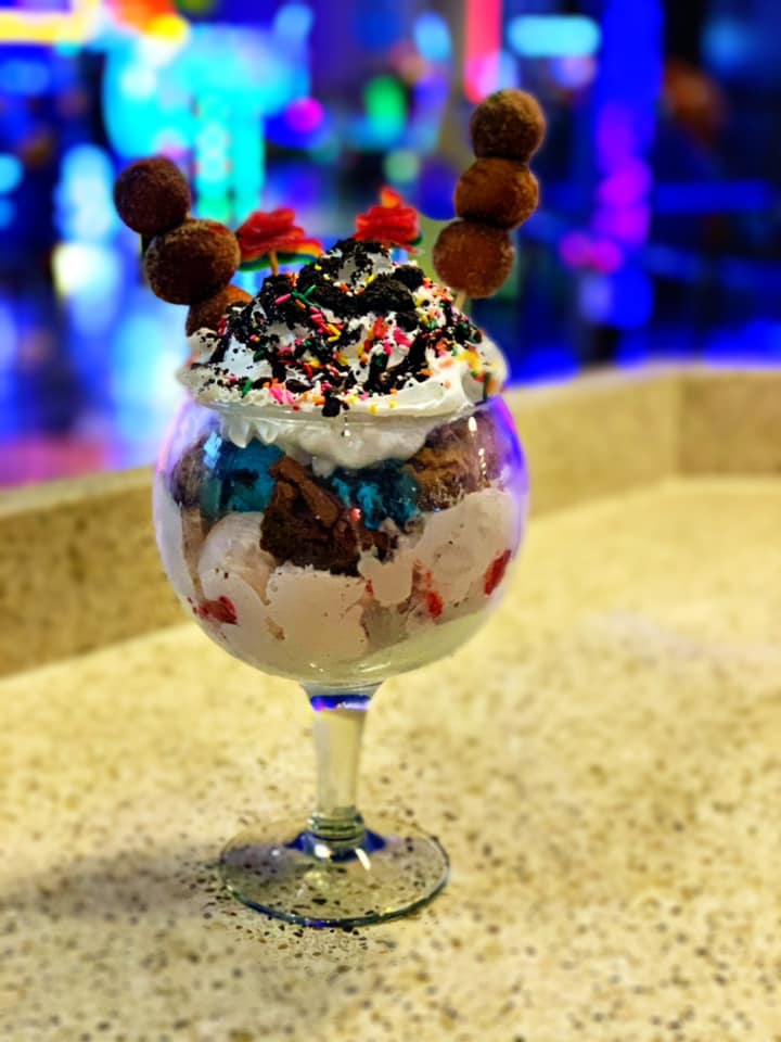 Ice cream sundae at Main Event