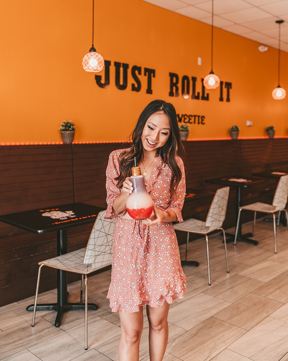 18 Best Plano Restaurants with Jane Ko | light bulb drink Hi Sweetie