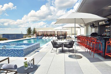 Renaissance Outdoor Pool Deck