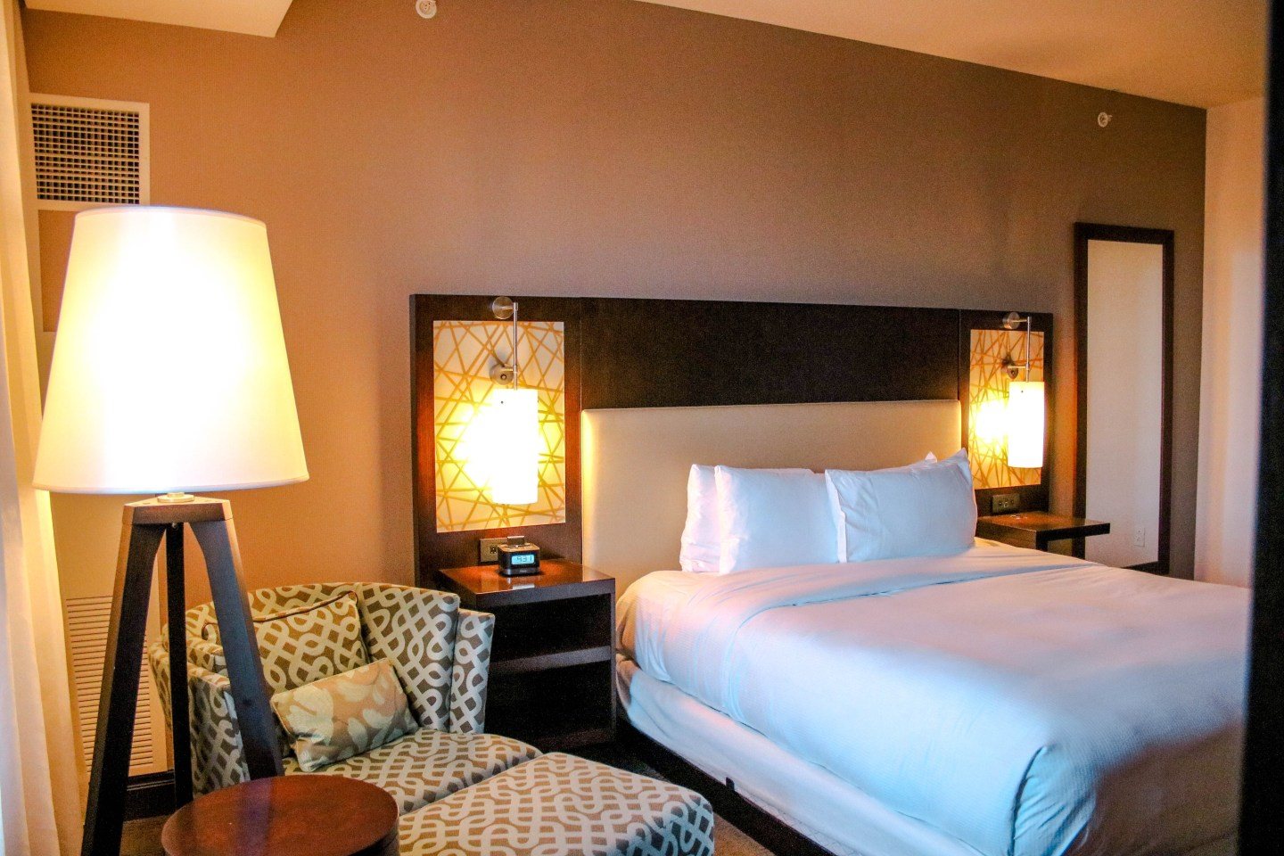 Hilton Dallas Plano Granite Park - King Room