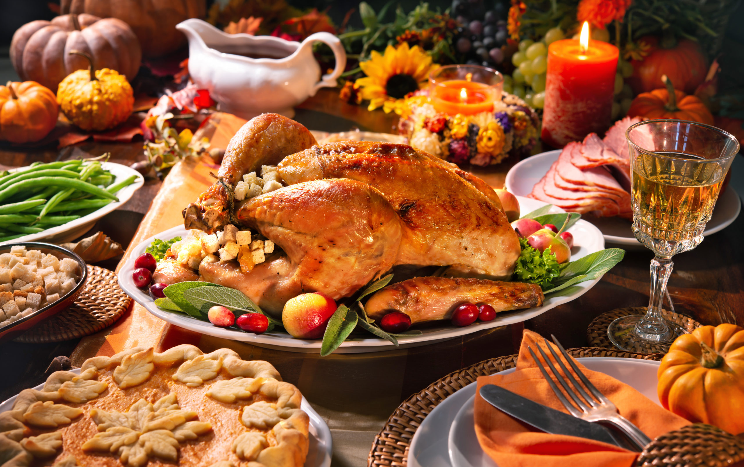 Thanksgiving table and food