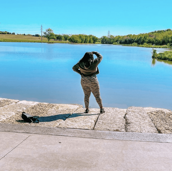 Laurin Curtis, The Life of Jo Jo blogger, enjoying the water view at Oak Point Park