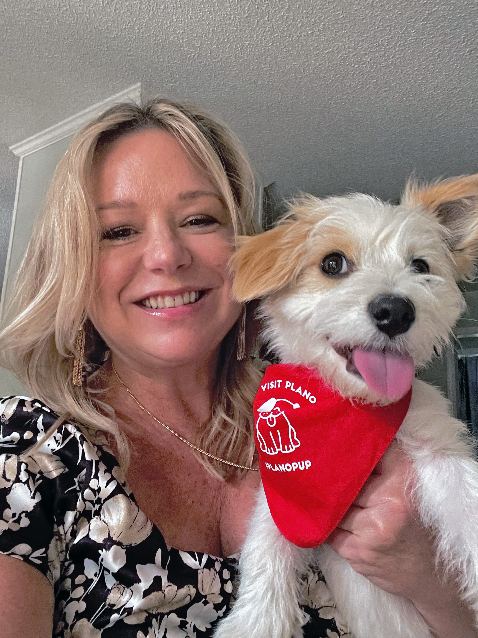 Stephanie and her dog with a #PlanoPup dog bandana