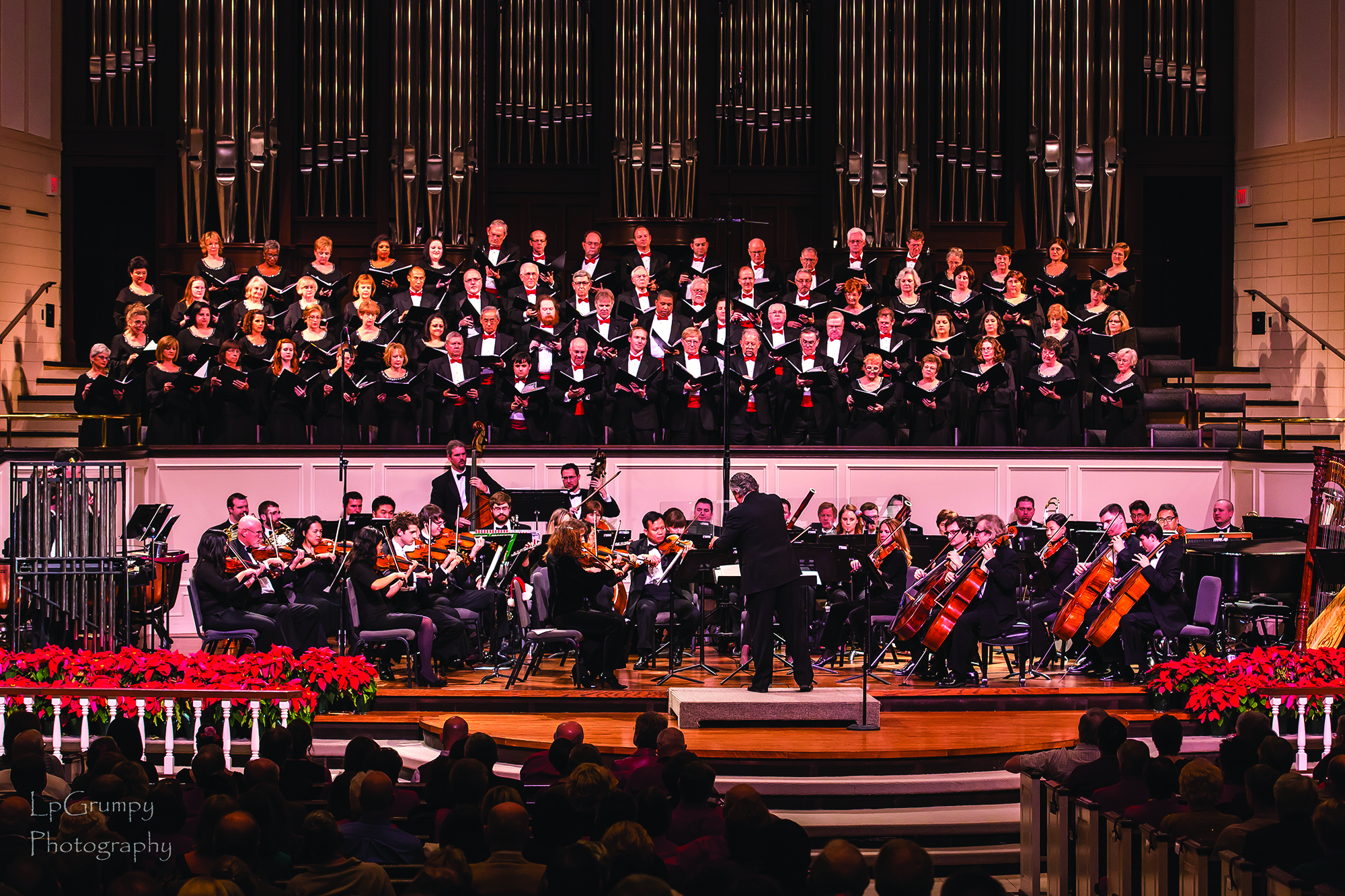 Plano Symphony Orchestra's Home for the Holidays concert at St. Andrew Church in Plano