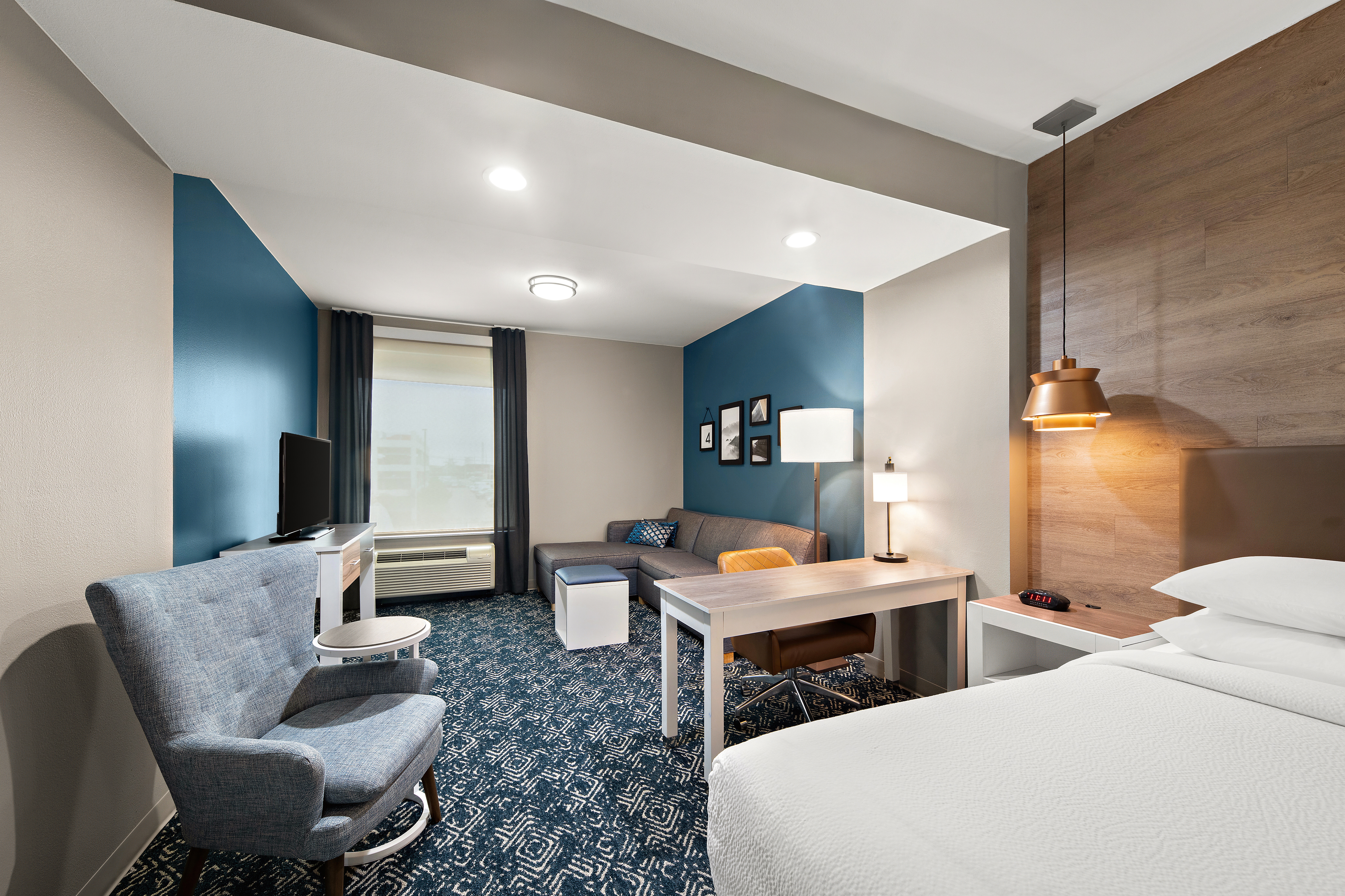 Four Points Hotel Plano Executive King room