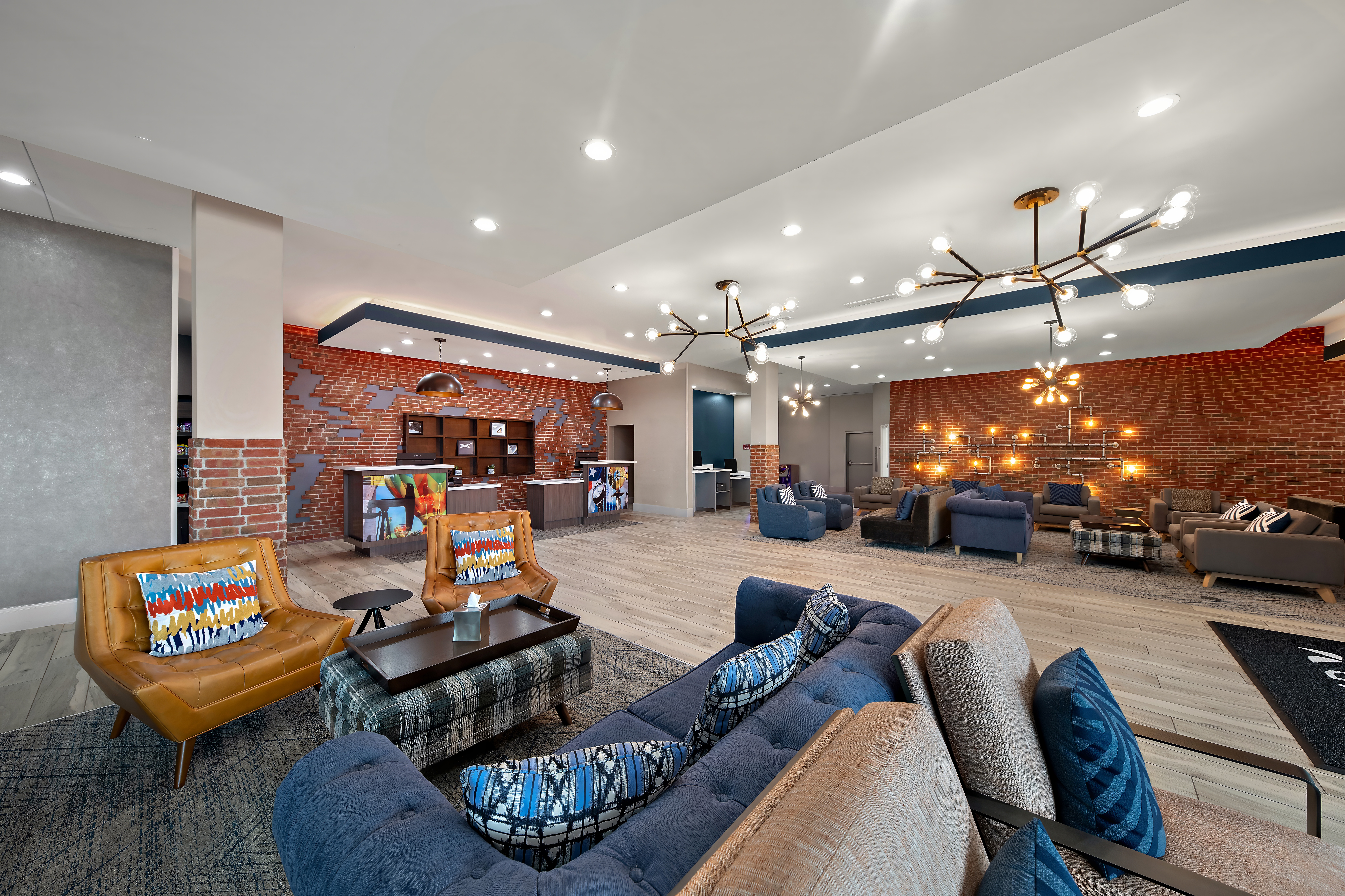 Four Points Hotel Plano lobby