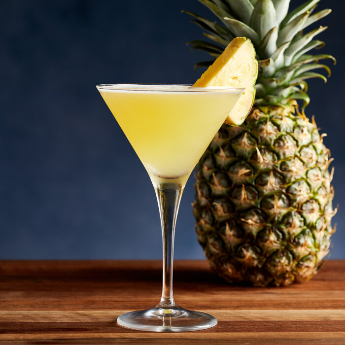 Firebirds Blackdiamond cocktail - Yellow Pineapple