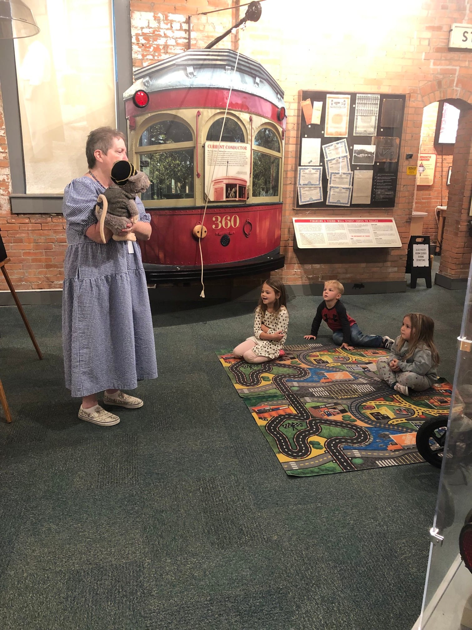 Story Time at Interurban Railway Museum