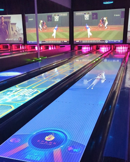 Texas Wanderers bowling at Pinstack