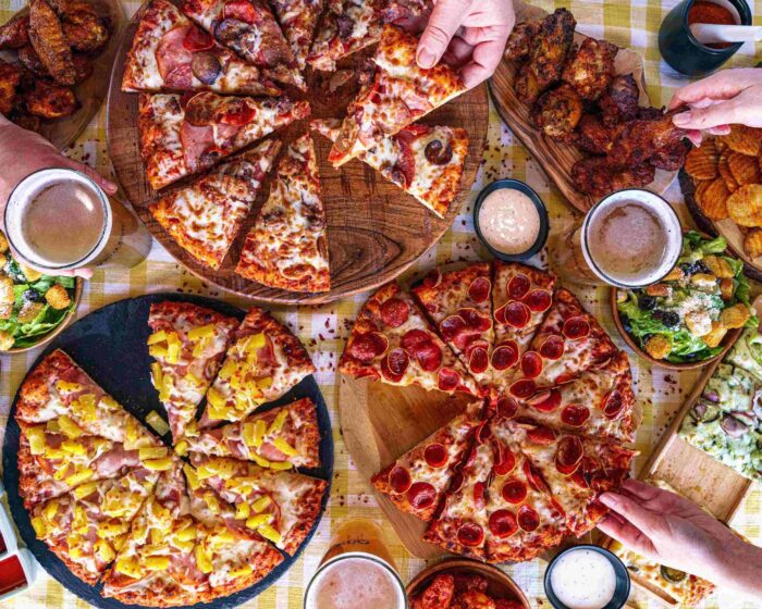 Curry pizza house