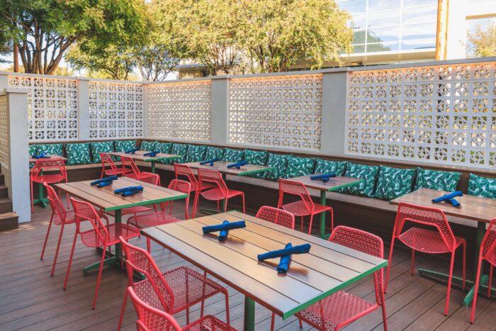 Seagar & Sons private side patio