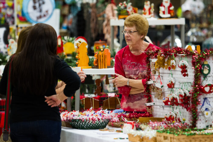 Plano Holiday Market