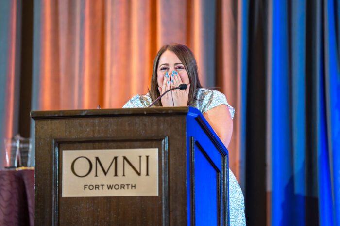 Marisa Obando receives Texas Trailblazer award and gives acceptance speech